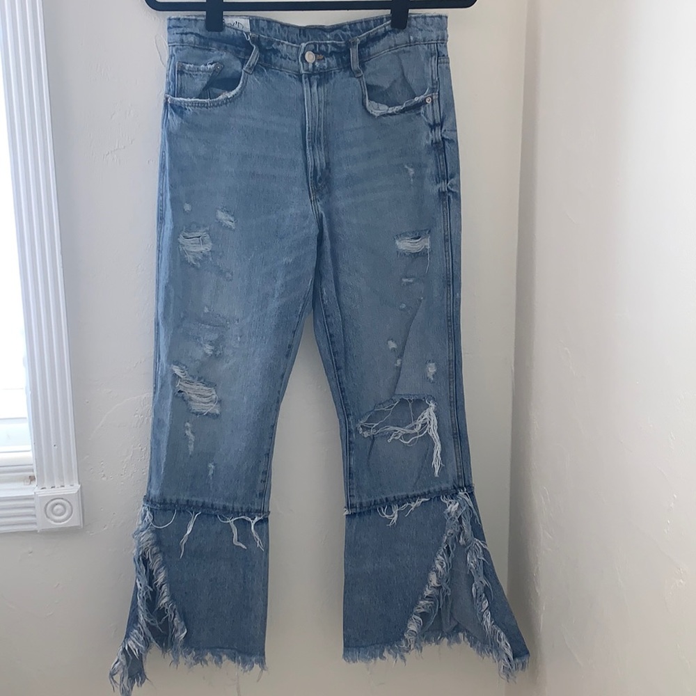ZARA denim ripped jeans with flare size 6